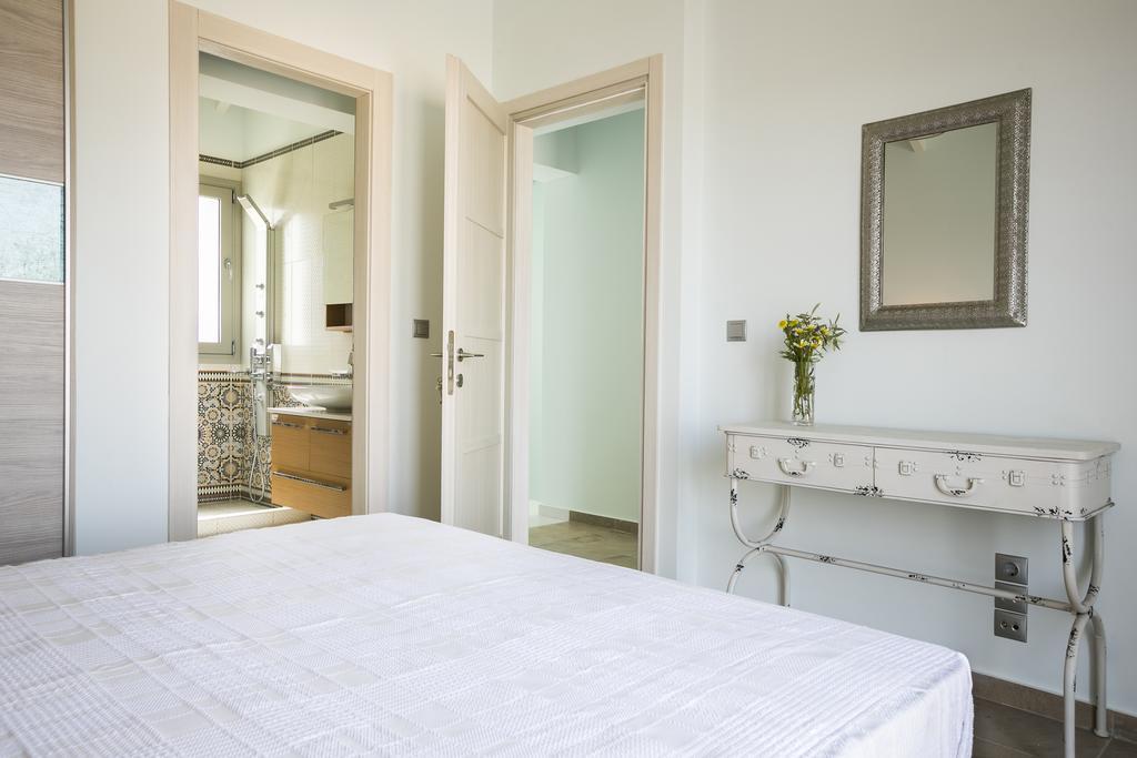 Afrodite Luxury Villa Svoronata Exterior foto